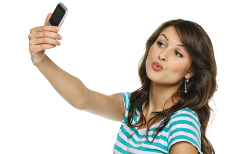 12星座あるある【SNS編】牡牛座はポエム投稿、天秤座は自撮り大好きナルシスト！