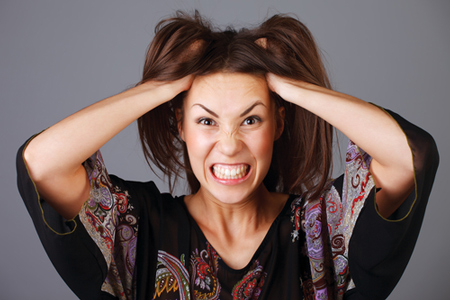 12星座あるある【限界のサイン】蟹座は暴飲暴食、山羊座は独り言が増えたら危険！