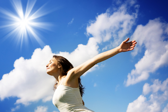 12星座【暑苦しい人】ランキング　獅子座は存在感最強！　真夏の太陽といい勝負