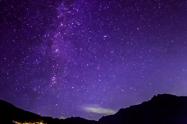 8月18日は金星と木星が重なる日　愛情運アップでドラマチックなチャンスが！