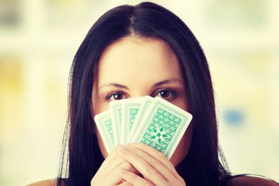 【AB型のコミュ力】ポーカーフェイスでこの世を渡る