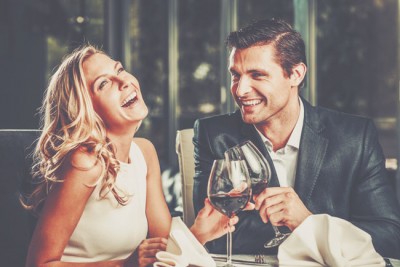 【筆跡診断】文字の崩し具合でわかる「年の差恋愛」の向き不向き