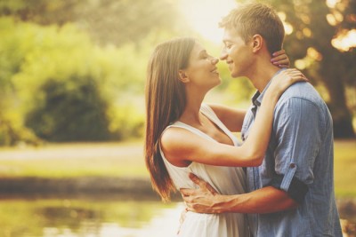 【12星座カップル事典】乙女座×牡牛座は運命の2人！