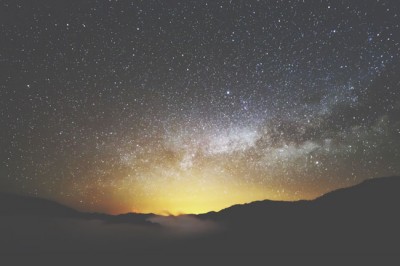 3月17日、天王星と冥王星が最後の緊張状態に！ 12星座ごとに訪れる変革とは？