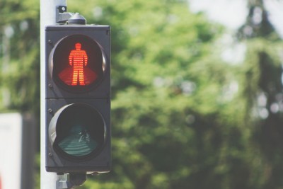 立ち止まった信号の数で占う今日の運勢