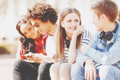 12星座【子どもっぽい】ランキング　魚座は思春期の中学生！