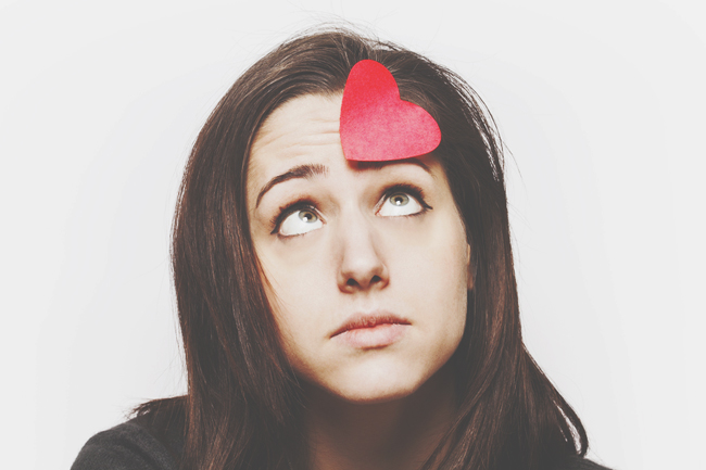 12星座【恋愛下手】ランキング　牡牛座は受け身すぎて万年片思い！