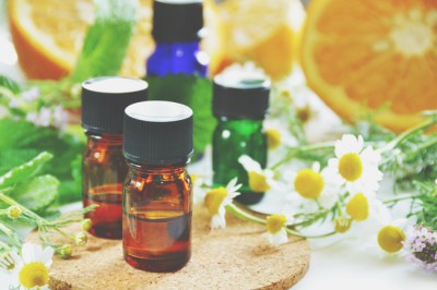梅雨時のプチうつや肌トラブルに役立つアロマレシピ