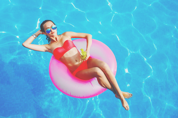 【心理テスト】プールに忘れたものは何？　答えでわかる「意識しなければいけないこと」