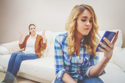 【12星座SNSの顔】蠍座はネガティブ発言連発！