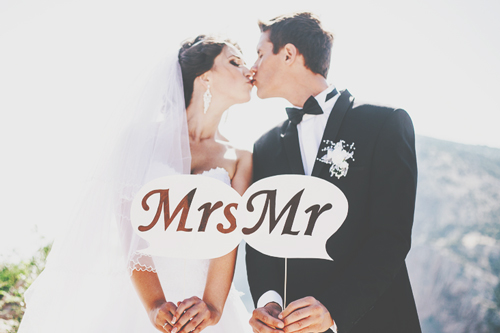 【無料占い】「占ってもらうだけで結婚が近づく」話題のスージーが占うあなたの結婚