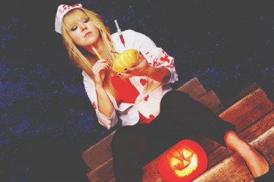 12星座【ハロウィン仮装】蠍座は血まみれナース！