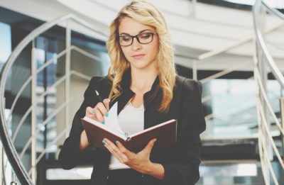 12星座【フリーランス向き】ランキング　牡羊座は得意の営業力でガンガン稼ぐ！