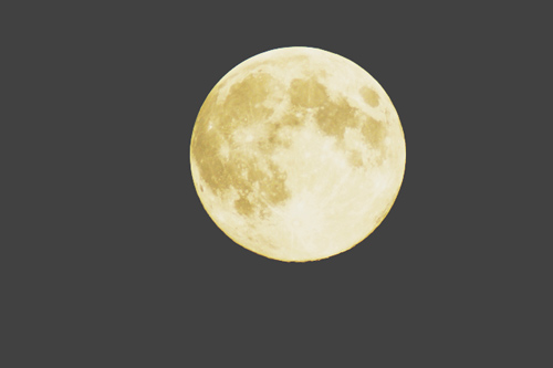 10月27日は牡牛座の満月　変化への恐れを手放して、豊かな暮らしを手に入れよう！