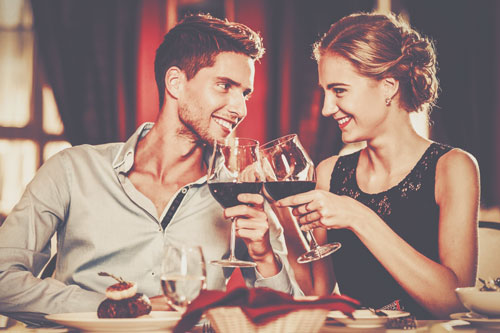 12星座【計算高い女】ランキング　天秤座は男性の前だと態度が豹変！