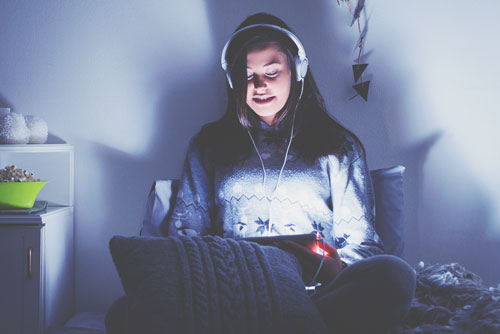 12星座【寝不足】あるある 獅子座はゲームに没頭しすぎて朝を迎える!