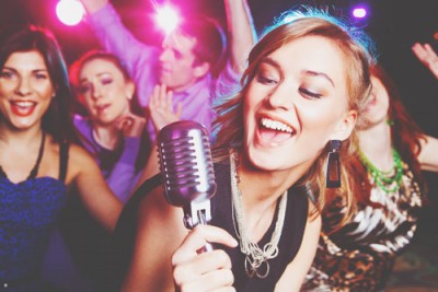 【心理テスト】やりたい宴会芸でわかるあなたの小悪魔度