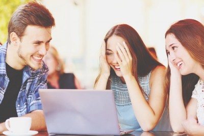 12星座【男が苦手】ランキング　乙女座は下ネタに赤面！