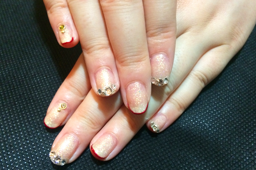 運命の愛を導く【蠍座】ホロスコープネイルズ、オススメネイルはこれ！