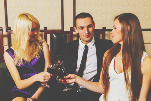 12星座【遊び人男子】ランキング　天秤座男性は常にキープ女性が複数人!?