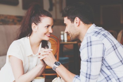 彼に「相性がいい！」と思わせる行動心理テクニック