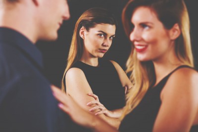 12星座【三角関係】あるある　牡羊座は宣戦布告！