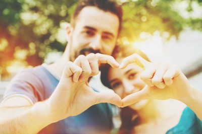 【安斎流・恋愛姓名判断】外運6画の人は純粋で恋にのめり込みやすい！