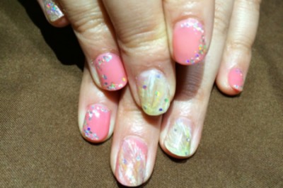 【マジカルネイル】フェザーネイルで恋を呼び込もう！