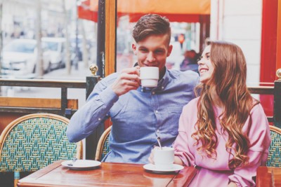 【モテ恋手相】感情線がほうき状の人は会話上手美人！