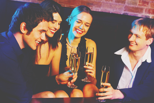 12星座【合コンマスター】ランキング　乙女座はさりげなく男性陣を立てるが得意！