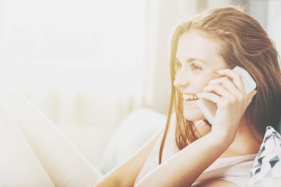 【心理テスト】恋人と電話で話したいことでわかる、今のあなたのハッピー度