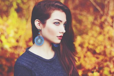 【オトナの恋メイク・耳編】耳が小さい人はイヤリングで運気アップ！