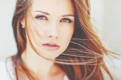 眉の形でわかる恋愛傾向　真っ直ぐな人はチャンスを逃す！