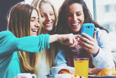 【心理テスト】仕事で離島へ……どう思ったかでわかる新しい人間関係の築き方