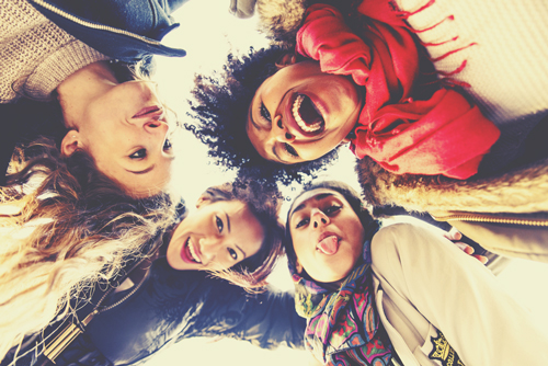 【パワースポット手相】水星のコミュ力が宿る「水星丘」、ツヤがある人は社交的な人気者！