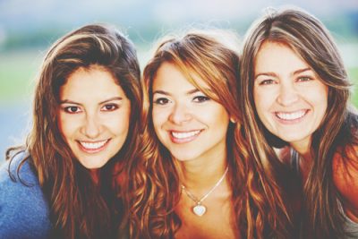 12星座【誰かがいないと行動できない】ランキング　天秤座は他人主体！