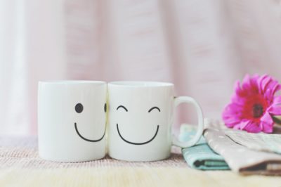 【11月の開運壁紙】恋愛運は「ペアカップ」、ダイエット運は「パンダ」の写真で運気アップ！