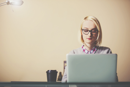 12星座【カタブツ】ランキング　山羊座は仲よくなっても「ですます調」を崩さない！