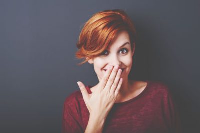 12星座【口が軽い】ランキング　蟹座は「ここだけの話」が口癖！