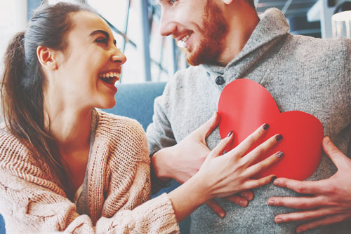 【安斎流・恋愛姓名判断】外運48画の恋愛は、外面よりも精神的つながりを重視する