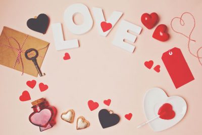 バレンタインデーで恋をつかむための【おまじない特集】