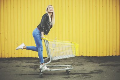 12星座【安いに弱い】ランキング　蟹座は家計の品は1円でも安く！