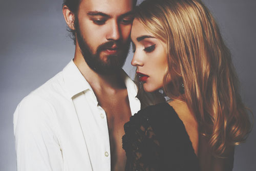 【心理テスト】不倫映画の主人公だったら、あなたはどんな行動をとる？　答えでわかる今の心の状態