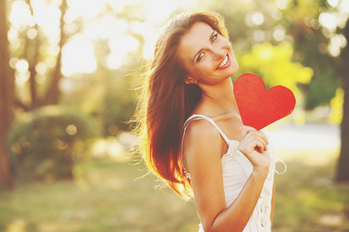 12星座【いくつになっても恋ができる】ランキング　射手座は生涯現役の恋多き女！