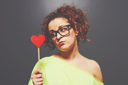 12星座【恋愛自滅キャラ】ランキング　牡羊座は結果を焦って暴走しがち！