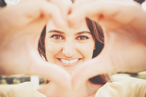 誕生日で占う、あなたにオススメの「○活」運命数1の人は恋活を始めよう！