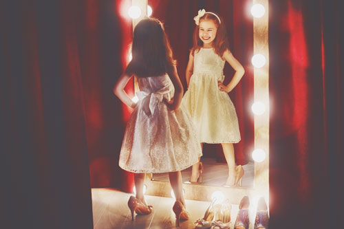 【心理テスト】なりたいアイドルのイメージでわかる、あなたの自己評価