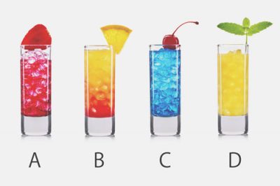 【心理テスト】ドリンクの色でわかる、夏に気をつけること
