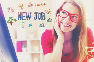 転職がうまくいく手相　手のひら中央に伸びる縦線に注目！