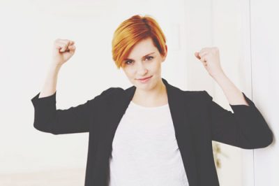 12星座【2017年残り3カ月の仕事運】牡牛座は怒りの感情をパワーに変えて前進できる！